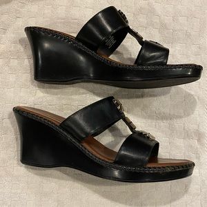 Naturalizer wedge slides size 9